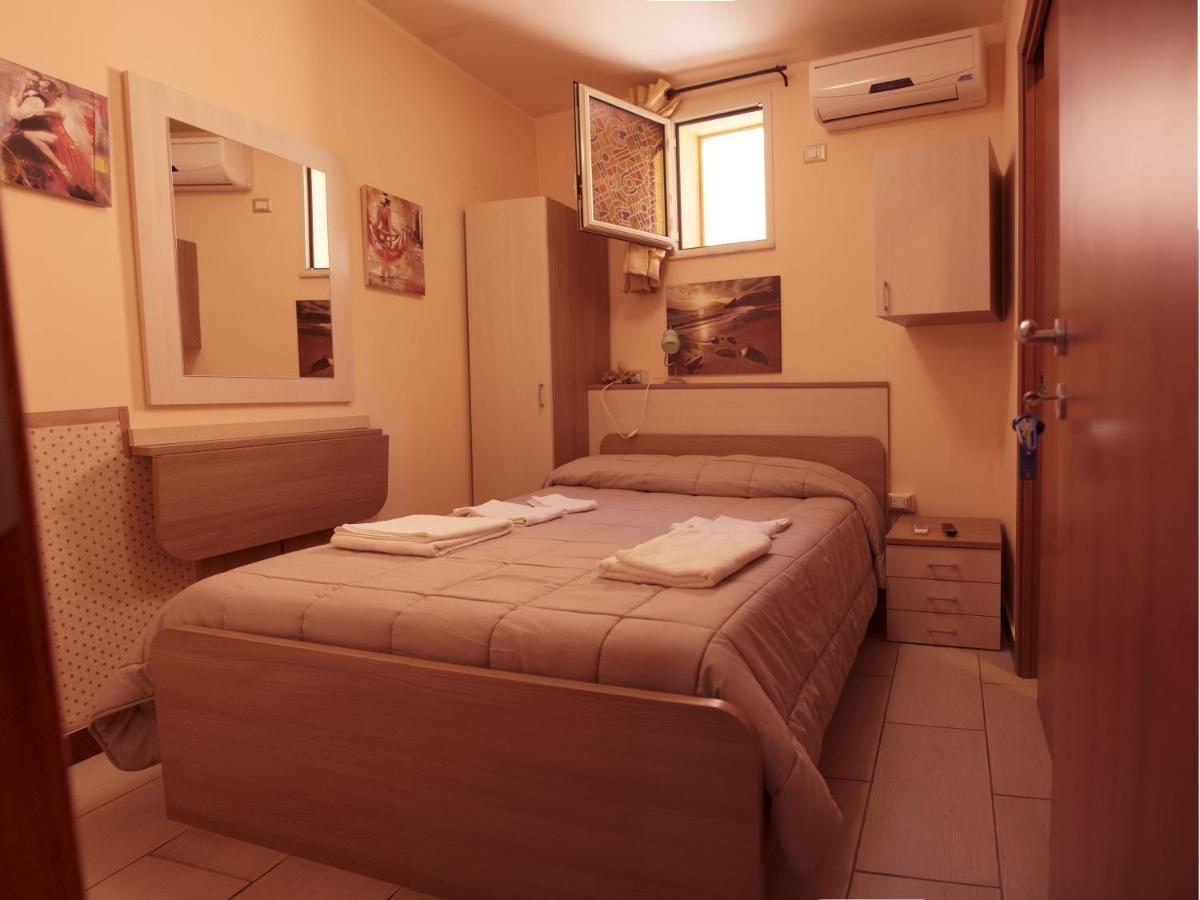 Golden Dreams B&B Reggio di Calabria Dış mekan fotoğraf